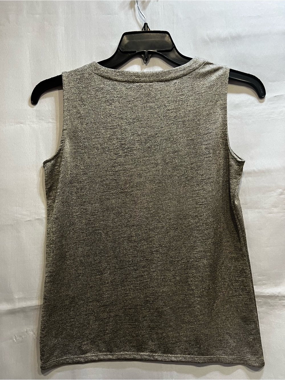 Chico's Silver Heathered Metallic Knit Tank Top Shimmer Size 0/Small - Picture 2 of 6